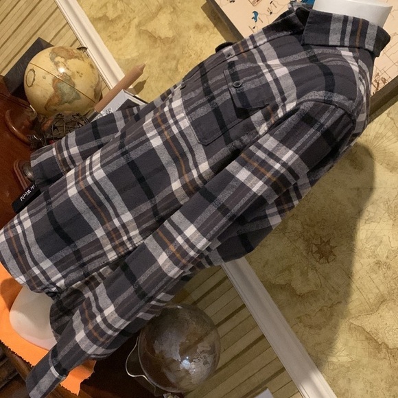 Jacks flannel XLT - Picture 5 of 13